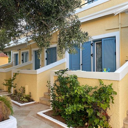 Esperides Maisonettes Agia Marina  Ngoại thất bức ảnh