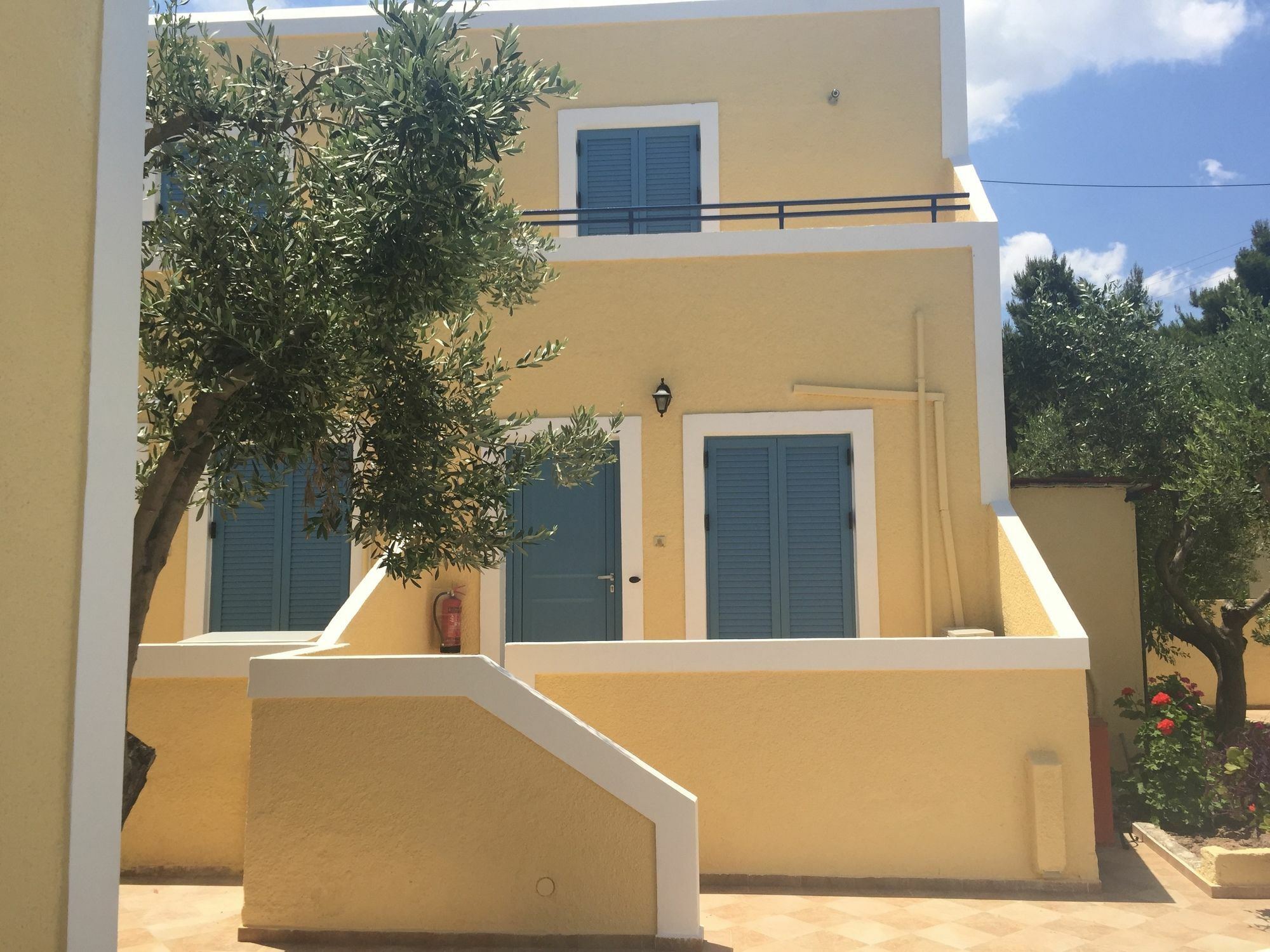 Esperides Maisonettes Agia Marina  Ngoại thất bức ảnh